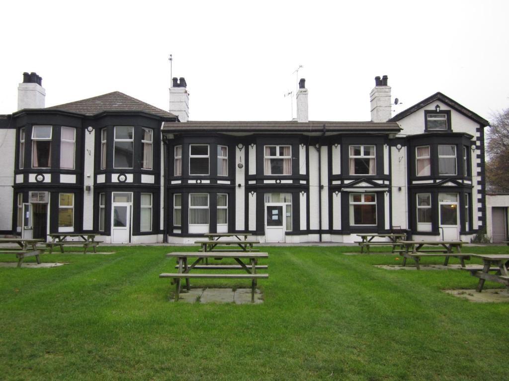 Mersey Hotel Віднес Екстер'єр фото